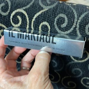 IL Makiage F*ck I’m Flawless Multi-use Perfecting Concealor - in 06. New.